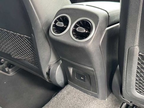 Used 2023 Mercedes-Benz CLA 250 w/ Premium Package image 19