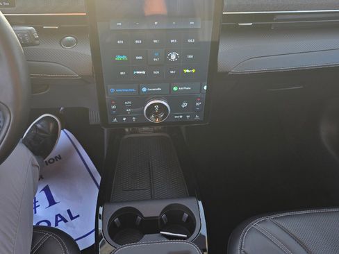 Used 2021 Ford Mustang Mach-E Premium image 15