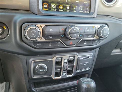Certified 2023 Jeep Wrangler Unlimited Sahara AWD/4WD image 16