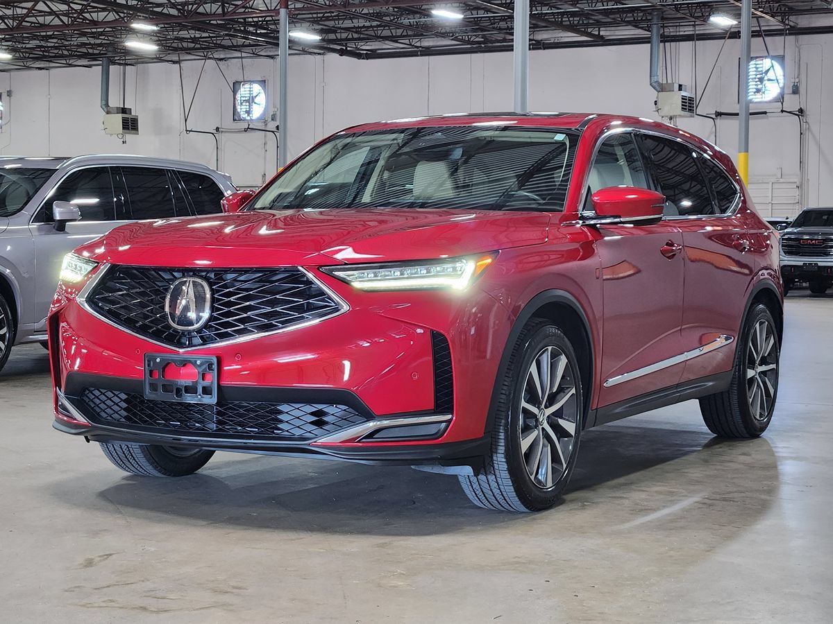 Used 2025 Acura MDX w/ Technology Package FWD image 4