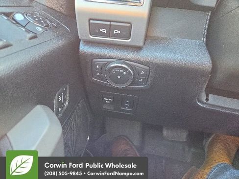Used 2018 Ford F150 Platinum AWD/4WD image 25
