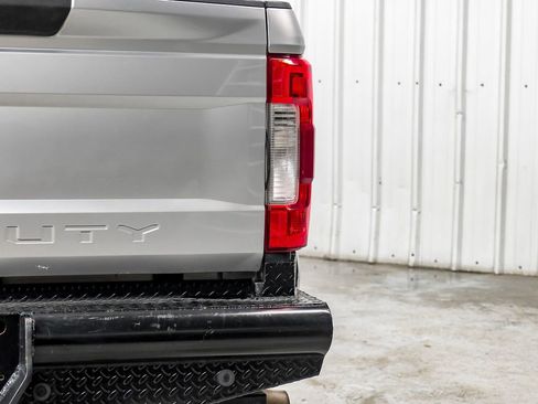 Used 2018 Ford F350 Lariat w/ Lariat Ultimate Package AWD/4WD image 52