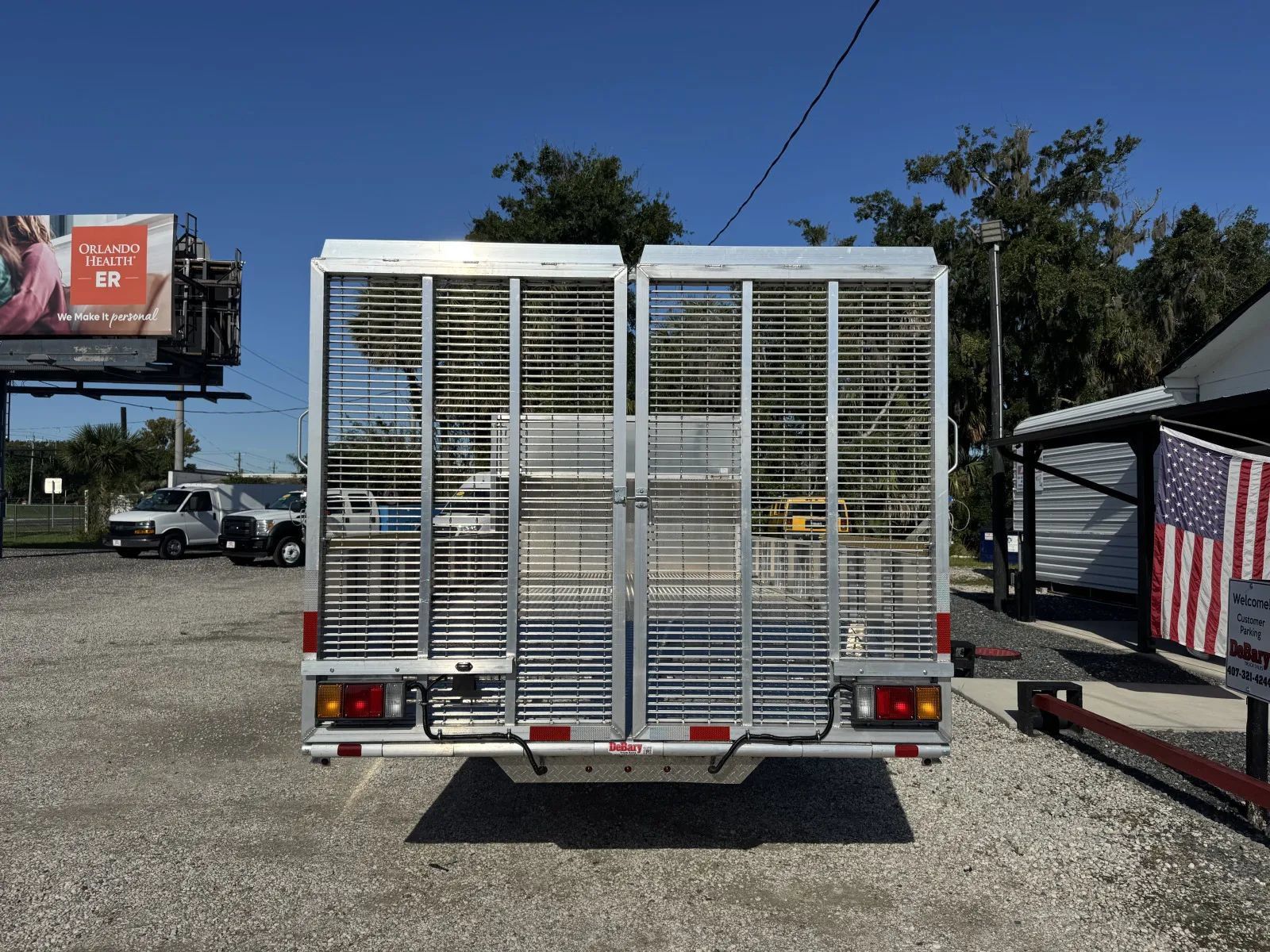 Used 2024 Isuzu NPR RWD image 5