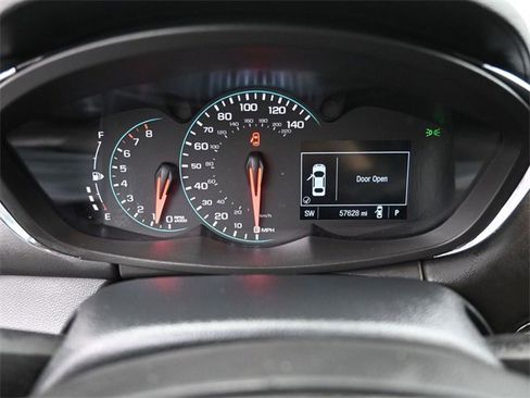 Used 2021 Chevrolet Trax LT w/ Sport Edition image 3