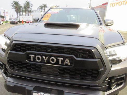 Certified 2021 Toyota Tacoma TRD Pro AWD/4WD image 5