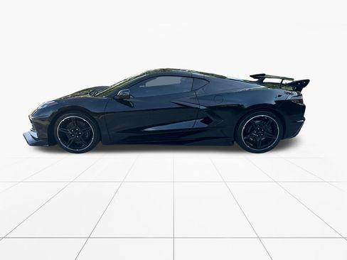 Used 2023 Chevrolet Corvette Stingray Premium Cpe w/ Z51 Performance Package RWD image 4