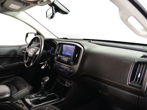 Used 2022 GMC Canyon AT4 w/ Trailering Package image 18