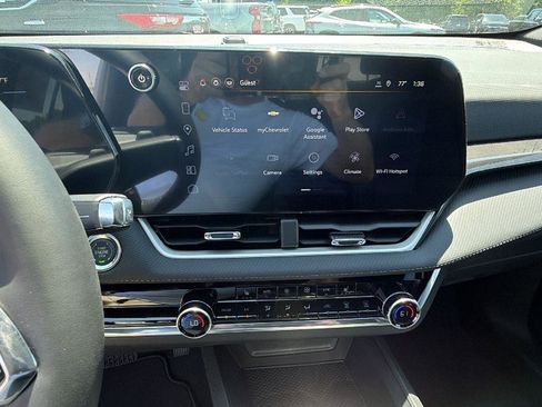 New 2026 Chevrolet Equinox LT w/ Convenience Package II FWD image 23