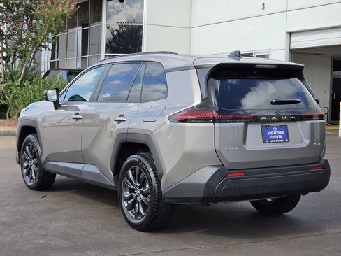 Used 2026 Toyota RAV4 XLE Premium FWD image 7