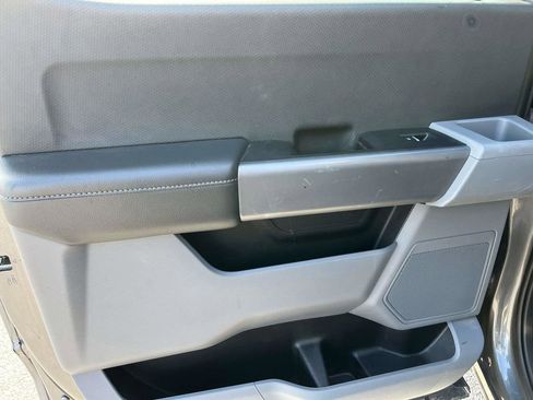 Used 2023 Ford F150 XLT w/ Trailer Tow Package image 14