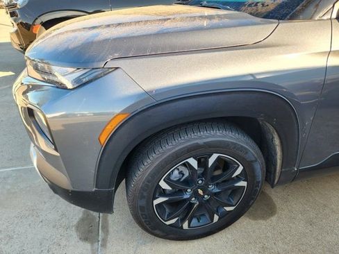 Used 2021 Chevrolet TrailBlazer LT w/ Convenience Package image 5