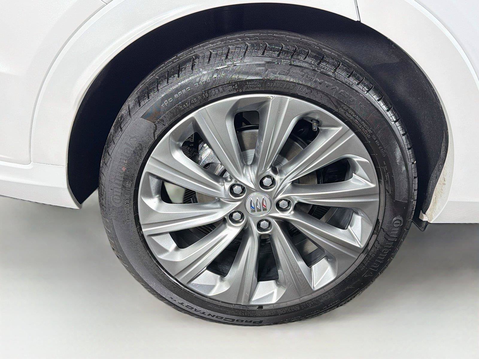 Used 2026 Buick Envista Avenir FWD image 33