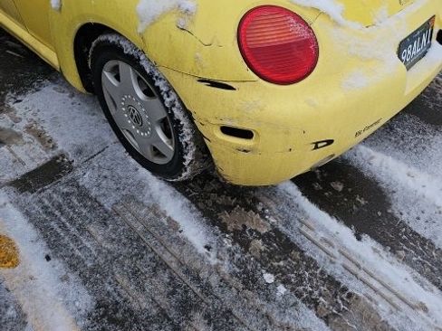 Used 2001 Volkswagen Beetle GLS image 4