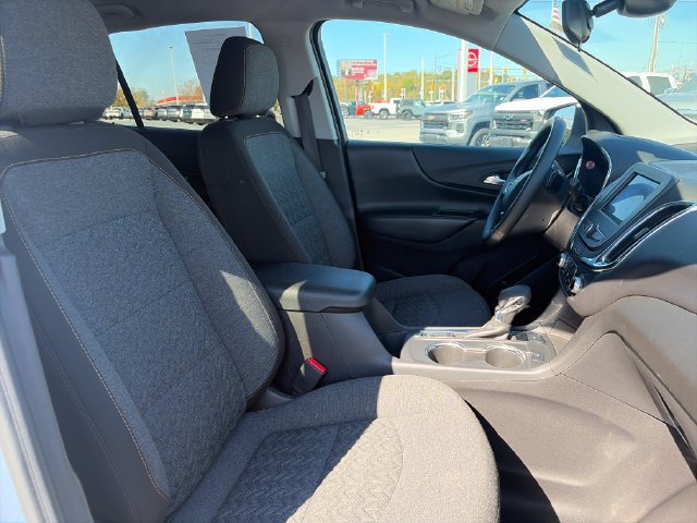 Used 2024 Chevrolet Equinox LT AWD/4WD image 12