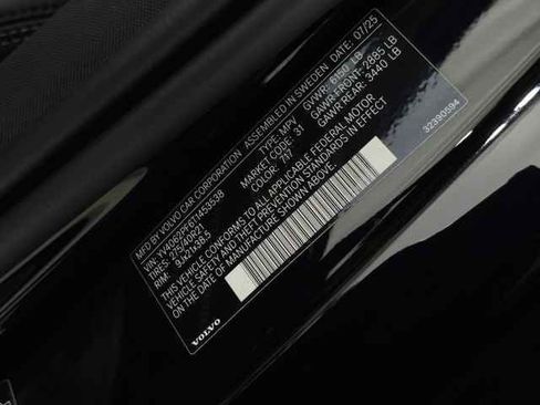 Used 2026 Volvo XC90 B6 Ultra w/ Protection Package image 39