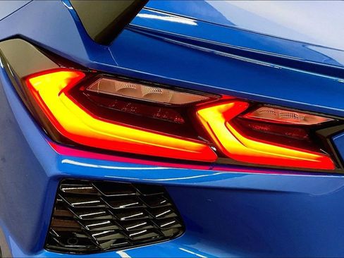 Used 2024 Chevrolet Corvette Stingray Preferred Cpe w/ Z51 Performance Package image 21