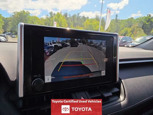 Certified 2023 Toyota RAV4 LE AWD/4WD image 19