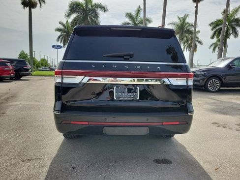 Certified 2024 Lincoln Navigator Reserve AWD/4WD image 5