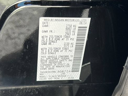 Used 2024 Nissan Pathfinder Platinum w/ Cargo Package AWD/4WD image 29