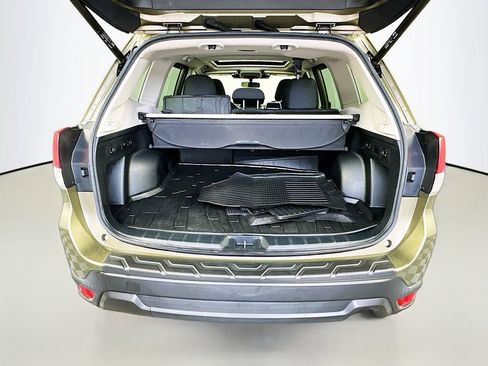 Used 2022 Subaru Forester Premium AWD/4WD image 27