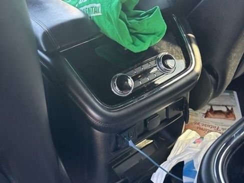 Used 2019 Lincoln Navigator L Reserve AWD/4WD image 24