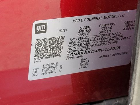 Used 2024 Chevrolet Suburban RST w/ Luxury Package image 21