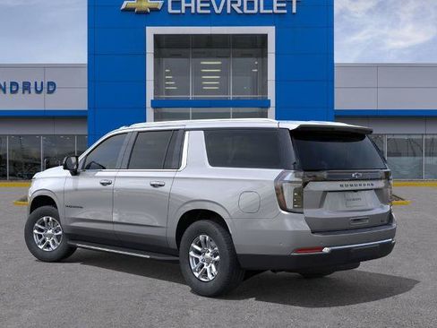 New 2026 Chevrolet Suburban LT w/ Comfort Package AWD/4WD image 3