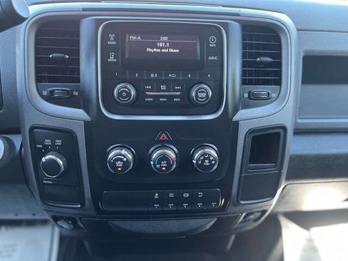 Used 2014 RAM 3500 Tradesman w/ Chrome Appearance Group image 15