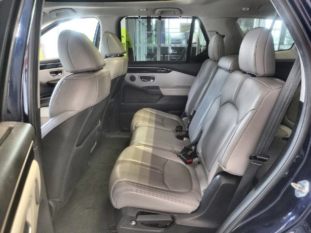 Used 2023 Honda Pilot Touring image 23