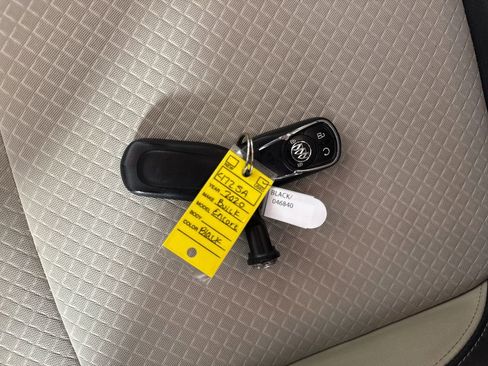 Used 2020 Buick Encore Preferred w/ Safety Package image 28