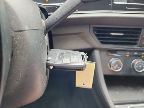 Used 2019 Volkswagen Jetta S w/ Driver Assistance Package image 24