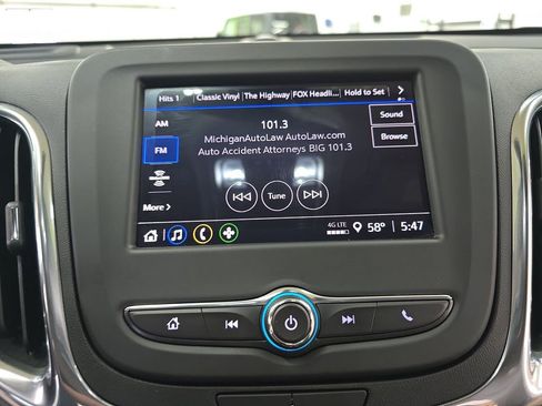 Used 2023 Chevrolet Equinox LT w/ Driver Convenience Package AWD/4WD image 23