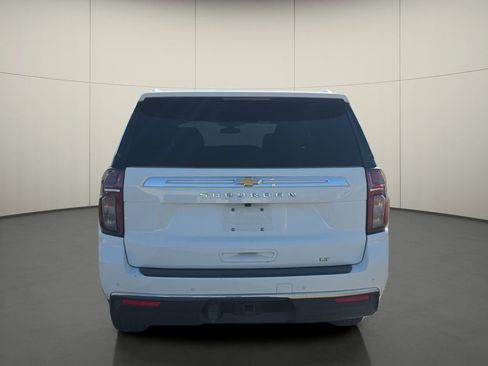 Used 2021 Chevrolet Suburban LT image 7