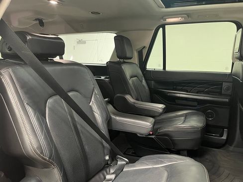 Used 2018 Ford Expedition Max Platinum AWD/4WD image 56