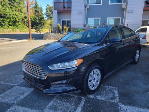 Used 2014 Ford Fusion S FWD image 4