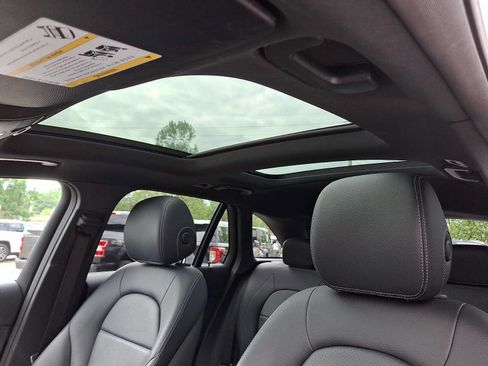 Used 2019 Mercedes-Benz GLC 300 4MATIC image 15