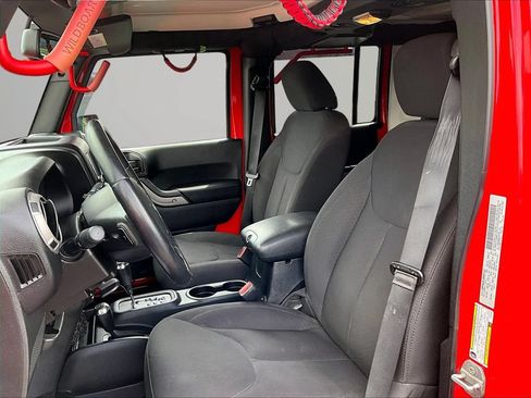 Used 2015 Jeep Wrangler Unlimited Sport w/ Quick Order Package 24S AWD/4WD image 20