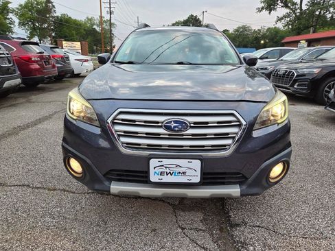 Used 2017 Subaru Outback 2.5i Limited AWD/4WD image 3