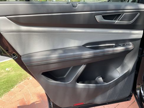 New 2026 Volkswagen Atlas Peak Edition AWD/4WD image 11