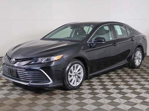 Used 2023 Toyota Camry LE w/ Convenience Package AWD/4WD image 6