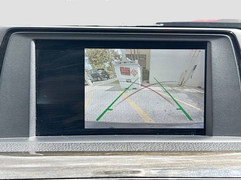 Used 2018 BMW 330i Sedan RWD image 15