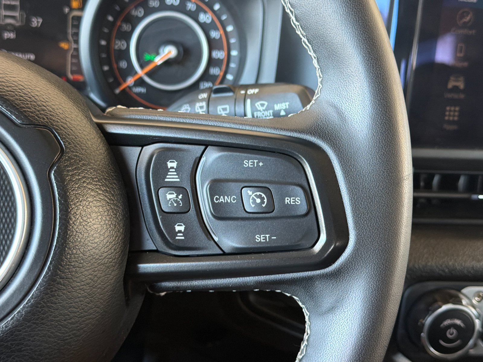 Used 2025 Jeep Wrangler Unlimited Sport AWD/4WD image 28