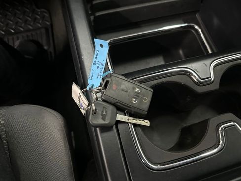 Used 2017 Chevrolet Silverado 1500 LT w/ Texas Edition RWD image 43