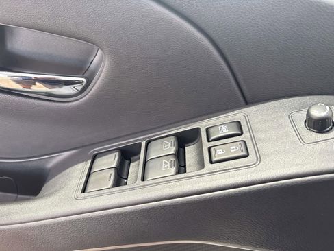 New 2026 Nissan Frontier SV w/ SV Convenience Package RWD image 9