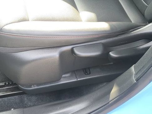 Certified 2024 Chevrolet Trax RS w/ Sunroof Package FWD image 7