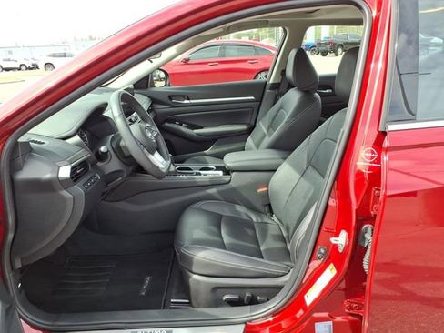 Certified 2025 Nissan Altima 2.5 SL AWD/4WD image 4