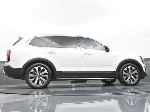 Used 2021 Kia Telluride EX w/ EX Premium Package AWD/4WD image 43