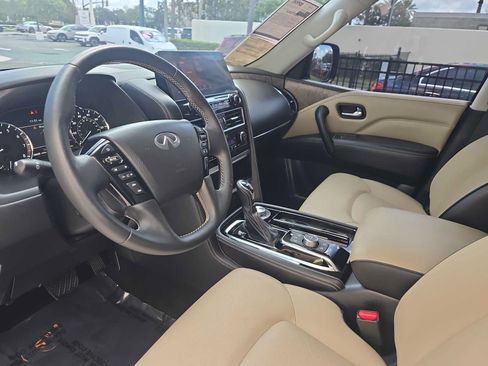 Certified 2023 INFINITI QX80 Premium Select w/ Cargo Package AWD/4WD image 17
