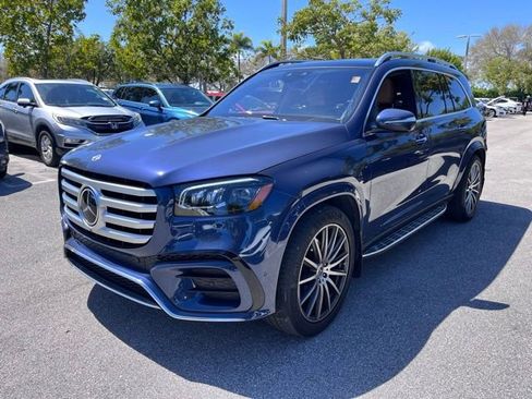 Used 2024 Mercedes-Benz GLS 580 GLS 580 image 2