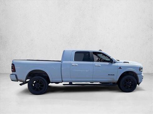 Used 2020 RAM 2500 Laramie w/ Night Edition image 4